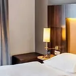 Mercure Am Olympiapark Hotel 3*